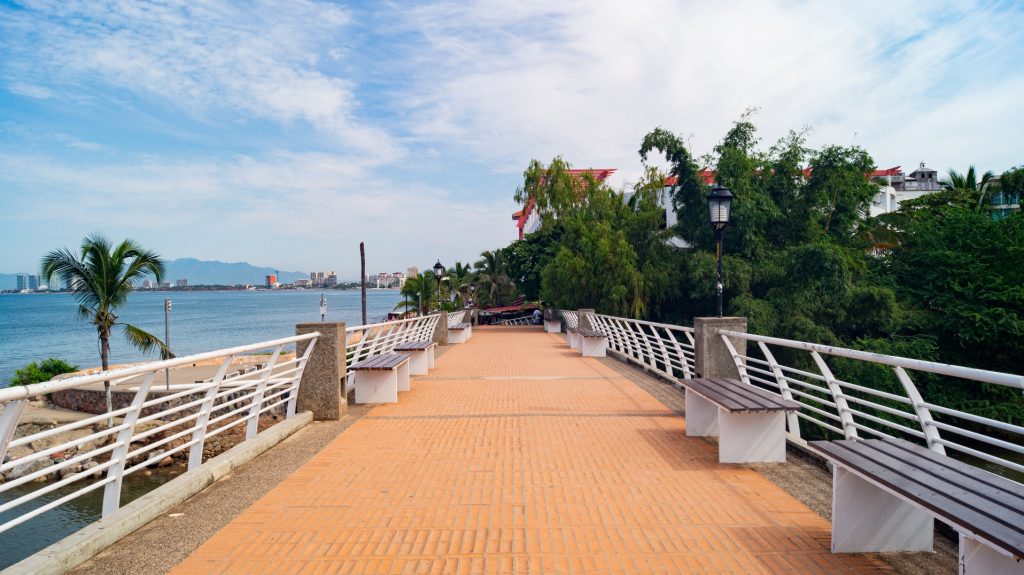 Cuale River Bridge